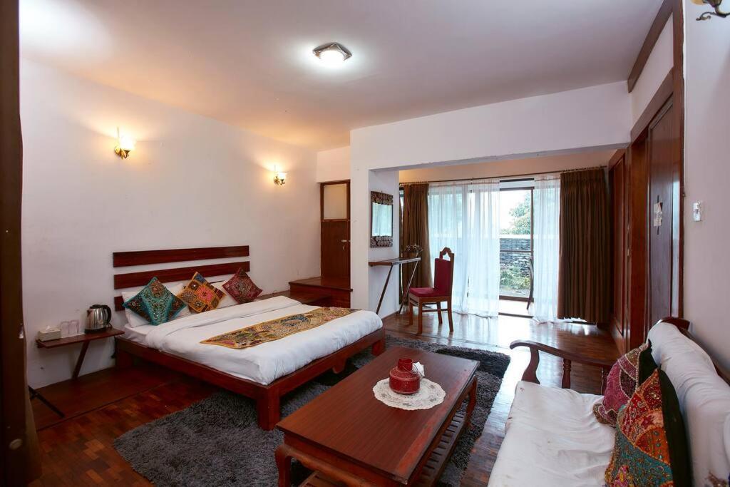 Ghost Villa Pokhara With Mountain View 20Mins From Main Area Ranipauwa Exteriör bild